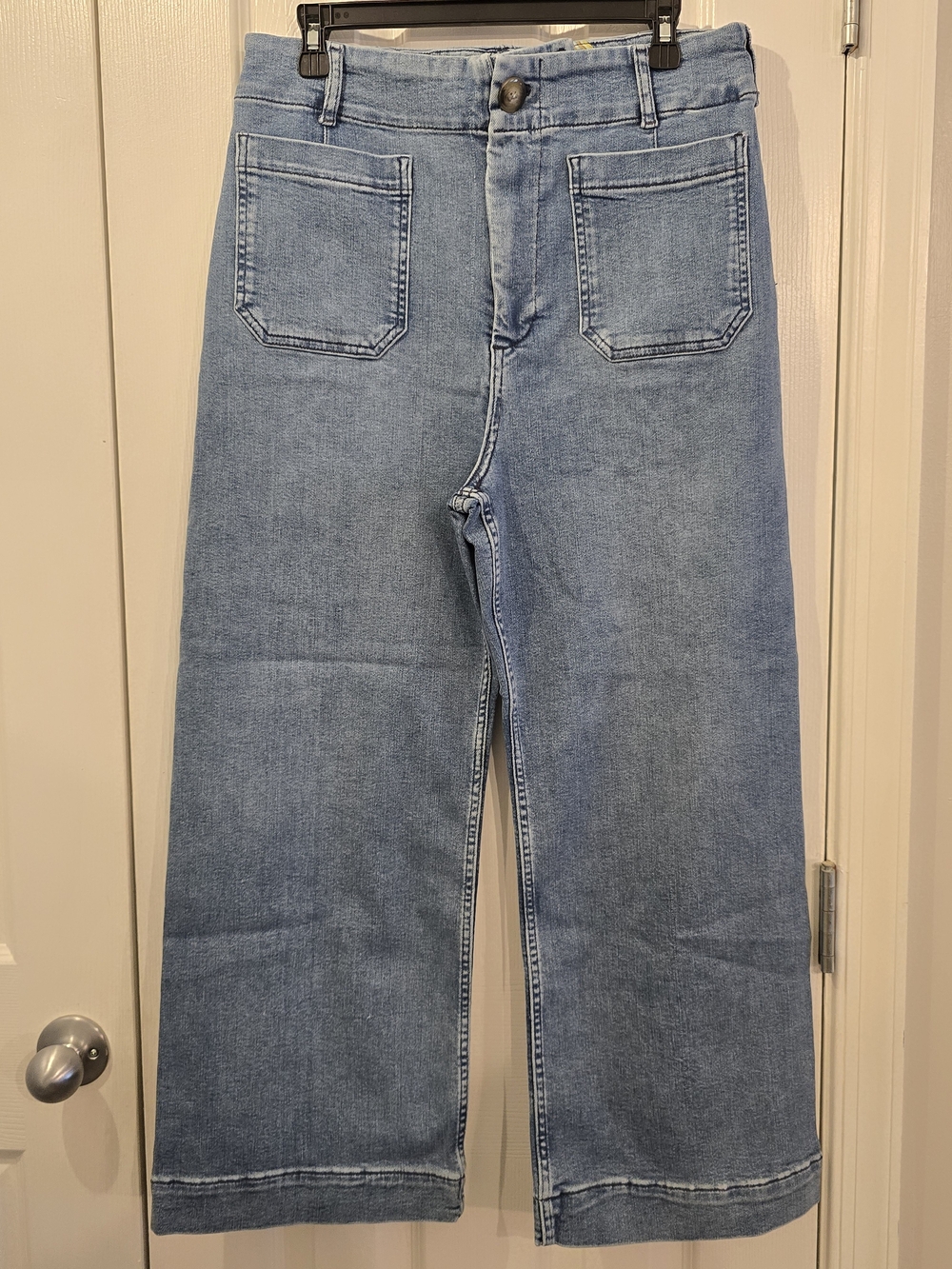 NWOT Maeve Colette Lightwash Jeans - 32